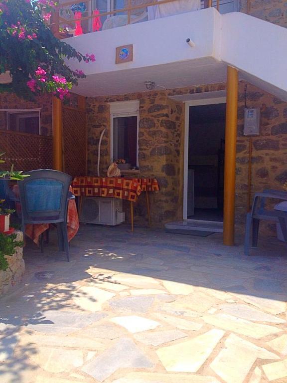 Spiros Apartments Livadia  المظهر الخارجي الصورة